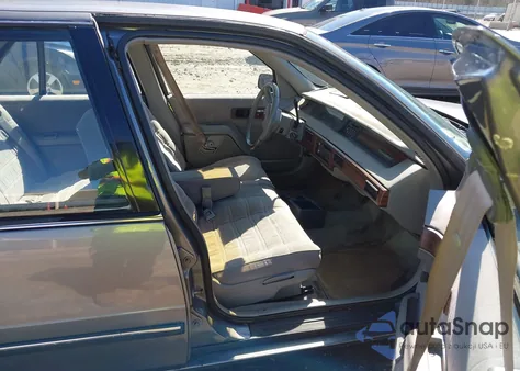 1993 Chevrolet Lumina z USA, uszkodzony, nr VIN 2G1WL54T3P1134768